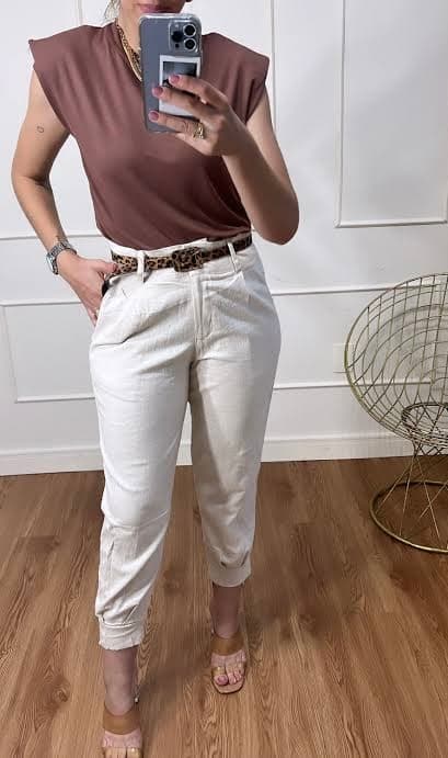 Calça cenoura linho